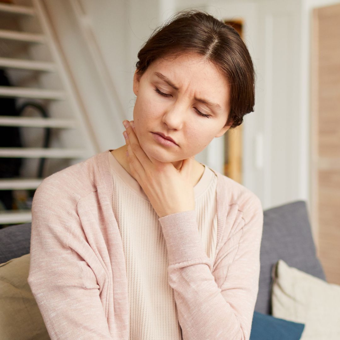 Mal di gola: cause, rimedi e consigli. Una guida pratica per una pronta guarigione